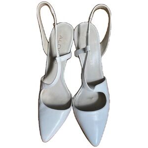 Aldo Leather White Strapped Gold Tip Heel